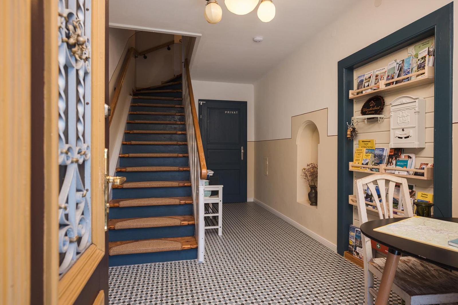 Wanderlust Boutique Rooms Bad Goisern Bagian luar foto