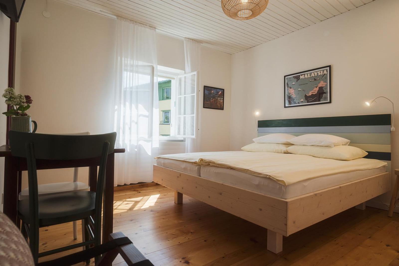 Wanderlust Boutique Rooms Bad Goisern Bagian luar foto