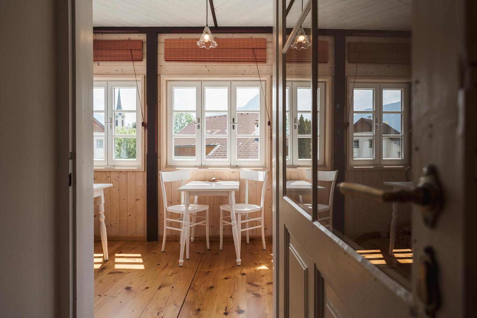 Wanderlust Boutique Rooms Bad Goisern Bagian luar foto