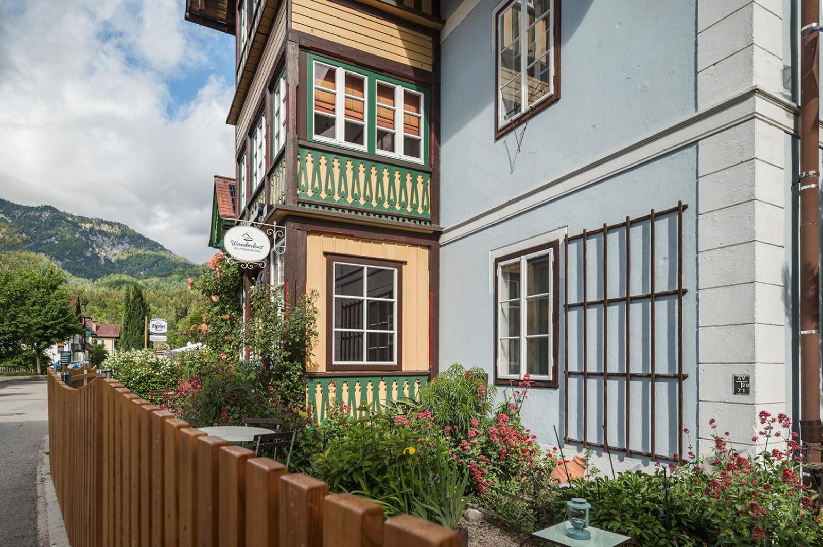 Wanderlust Boutique Rooms Bad Goisern Bagian luar foto